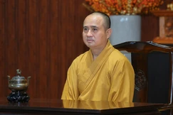 Thượng tọa Thích Tâm Hải chia sẻ về mục tiêu tối hậu của Phật tử, bao gồm cả chúng xuất gia và tại gia tại trường hạ chùa Vạn Đức (P.Tam Bình, TP.HCM)
