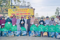 Chùa Bồ Đề Đạo Tràng (TP.HCM) tổ chức chuyến cứu trợ đồng bào bị ảnh hưởng sau bão lũ tại tỉnh Đắk Lắk