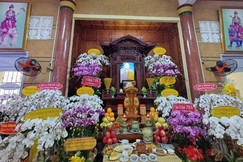 Di ảnh Ni trưởng Thích nữ Tịnh Hạnh tại chùa Bồ Đề