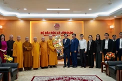 Phái đoàn Trung ương GHPGVN chúc Tết tại Bộ Dân tộc và Tôn giáo