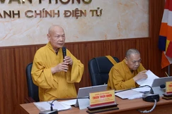 Trưởng lão Hòa thượng Thích Thiện Nhơn chủ trì buổi họp với Ban Trị sự Phật giáo TP.HCM - Ảnh: Bảo Toàn/BGN