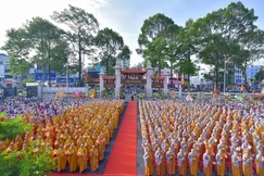 Dấu ấn Đại lễ Phật đản tại Việt Nam Quốc Tự - Ảnh: Quảng Đạo/BGN