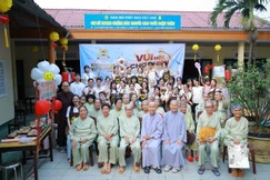 Các cụ già neo đơn đang được chăm sóc tại Cơ sở Bảo trợ xã hội Diệu Viên