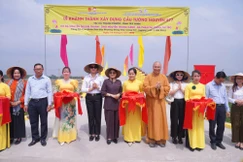 Cắt băng khánh thành cầu Tường Nguyên 577 được xây dựng tại xã Thạnh Phước, tỉnh Tây Ninh