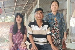 Mở rộng lòng từ: Làm thuê nuôi cha bị ung thư gan