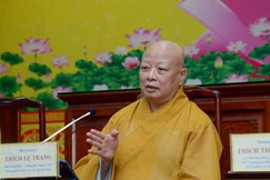 Hòa thượng Thích Lệ Trang thuyết giảng về vai trò trụ trì và nghi lễ thiền gia tại thiền viện Quảng Đức - Ảnh: Bảo Toàn/BGN