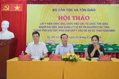 Lãnh đạo Ban Tôn giáo Chính phủ, chủ tọa hội thảo - Ảnh: Quảng Đạo/BGN