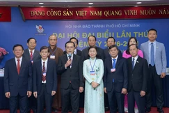 Ban Chấp hành Hội Nhà báo TP.HCM nhiệm kỳ 2026-2031 ra mắt đại hội, tân Chủ tịch Lê Văn Minh phát biểu nhận nhiệm vụ - Ảnh: Bảo Toàn/BGN