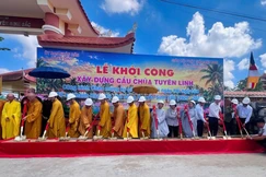Thực hiện nghi thức chính thức khởi công xây dựng cầu Chùa Tuyên Linh