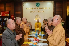 Niệm Phật cầu gia hộ