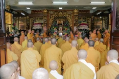 Trang nghiêm khóa lễ