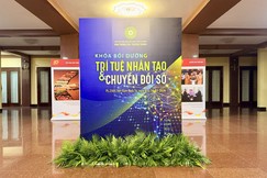 Khóa bồi dưỡng Trí tuệ nhân tạo (AI) và chuyển đổi số diễn ra vào ngày 9, 10-1-2026 (nhằm ngày 21, 22-11-Ất Tỵ), tại Việt Nam Quốc Tự - Ảnh: Hoằng Tâm