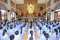 Trang nghiêm khóa tu tại Quan Âm tu viện (P.Cầu Kiệu, TP.HCM)