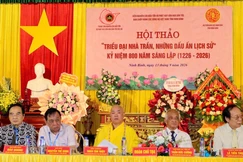 Đoàn Chủ tọa điều hành hội thảo