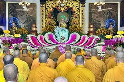 Trang nghiêm lễ tưởng niệm Trưởng lão Hòa thượng Thích Hải Tràng tại tổ đình Phổ Quang (P.Cầu Kiệu, TP.HCM)