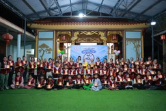 Gần 100 bạn trẻ tham dự khóa tu tại chùa Hòa Minh 