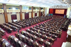 Thí sinh nghiêm túc làm bài thi