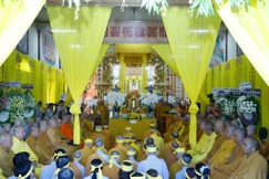 Quang cảnh Lễ truy niệm Hòa thượng Thích Phước Lợi tại chùa Từ Quang