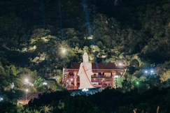 Đại tượng Bồ-tát Quán Thế Âm 