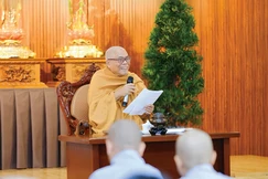 Nhà thơ Trần Quê Hương (Hòa thượng Thích Giác Toàn) - Ảnh: ĐTVĐ