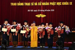 Có 300 Tăng Ni sinh khóa IX tốt nghiệp