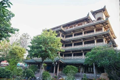 Cơ sở I Học viện Phật giáo VN tại TP.HCM (750 Nguyễn Kiệm, phường Đức Nhuận, TP.HCM)