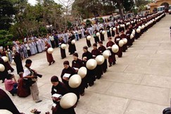 Về Bát kỉnh pháp dành cho Tỳ kheo. Cần phân biệt giữa Thánh giới uẩn với văn hóa giao tiếp