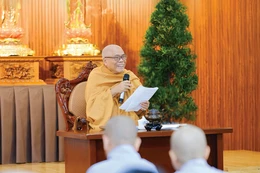 Nhà thơ Trần Quê Hương (Hòa thượng Thích Giác Toàn) - Ảnh: ĐTVĐ