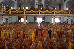 Đại diện giới tử đọc lời phát nguyện
