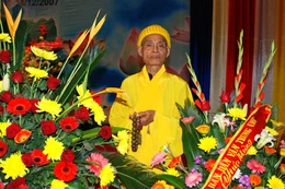 Đức Pháp Chủ Thích Phổ Tuệ trong ngày được Giáo Hội suy tôn ngôi vị Pháp chủ NK VI
