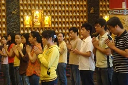 Người trẻ đi chùa - Kỳ cuối: Có một mô hình sinh hoạt mới