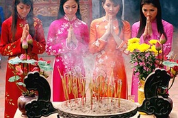 Lễ chùa đầu xuân