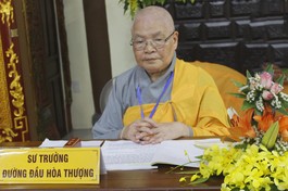 Ni trưởng Thích nữ Chơn Hiền (1931-2023) được cung thỉnh ngôi vị Đường đầu đàn giới Ni