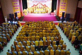 Quang cảnh Đại lễ Phật đản Phật lịch 2567 tại Trung tâm Văn hóa TP (Q.Hà Đông, TP.Hà Nội) của Phật giáo Thủ đô