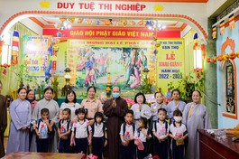 Khai giảng lớp học tình thương tại tổ đình Vạn Thọ