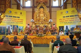 Tọa đàm khoa học tại chùa Yên Phú do Ban Văn hóa Trung ương GHPGVN tổ chức - Ảnh: Đồng Thắng