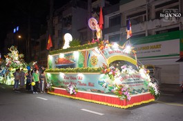Đoàn xe hoa sẽ diễu hành trên các tuyến phố lúc 19 giờ 30 tối nay, 9-4-Quý Mão kính mừng Phật đản
