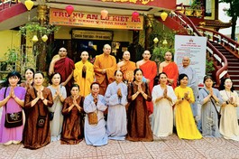 Ban Hướng dẫn Phật tử Phật giáo TP.Đà Nẵng thăm trường hạ chùa Tam Bảo