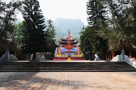 Chùa Hương yên bình trong mùa hội thời Covid-19 - Ảnh: Quảng Tâm