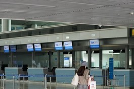 Tạm dừng nhập cảnh toàn bộ các đối tượng hành khách tại Cảng hàng không quốc tế Tân Sơn Nhất từ ngày 27-5