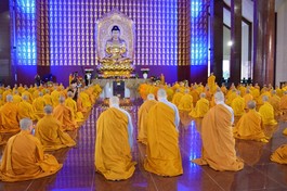 [VIDEO] Thiêng thiêng lễ tác pháp Tự tứ, Vu lan tại trường hạ hơn 1.200 Tăng Ni