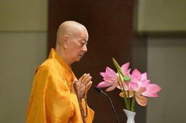 [TRỰC TUYẾN] Trưởng lão HT.Thích Trí Quảng thuyết giảng về sự cầu nguyện trong Đại lễ Vu lan 