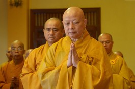 [TRỰC TUYẾN] Hòa thượng Thích Lệ Trang thuyết giảng: "Quy y Tam bảo và thọ trì Năm giới"