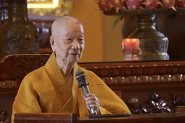 [TRỰC TUYẾN] Trưởng lão Thích Trí Quảng giảng về ý nghĩa thí dụ 3 xe và nhà lửa trong kinh Pháp hoa