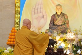 [Video] Hoà thượng Thích Lệ Trang chia sẻ chuyên đề Nghi lễ Phật giáo (phần 1)