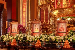 [Video] Lễ tưởng niệm chư vị Pháp chủ, quý Trưởng lão Hội đồng Chứng minh GHPGVN đã viên tịch