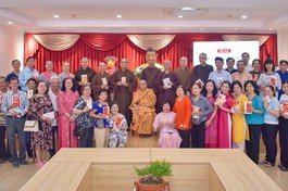 Ấm áp buổi họp mặt đầu Xuân Ất Tỵ tại trụ sở tòa soạn Báo Giác Ngộ - Ảnh: Quảng Đạo/BGN