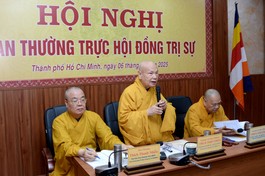 Trưởng lão Hòa thượng Thích Thiện Nhơn phát biểu khai mạc Hội nghị Ban Thường trực Hội đồng Trị sự - Ảnh: Bảo Toàn/BGN
