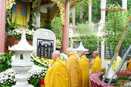 [Video] Lễ tưởng niệm Đại lão Hòa thượng Thích Trí Tịnh tại chùa Vạn Đức