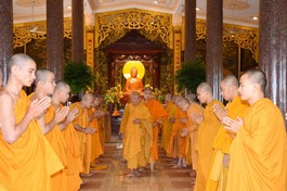 Cung đón Hòa thượng Giác Giới 